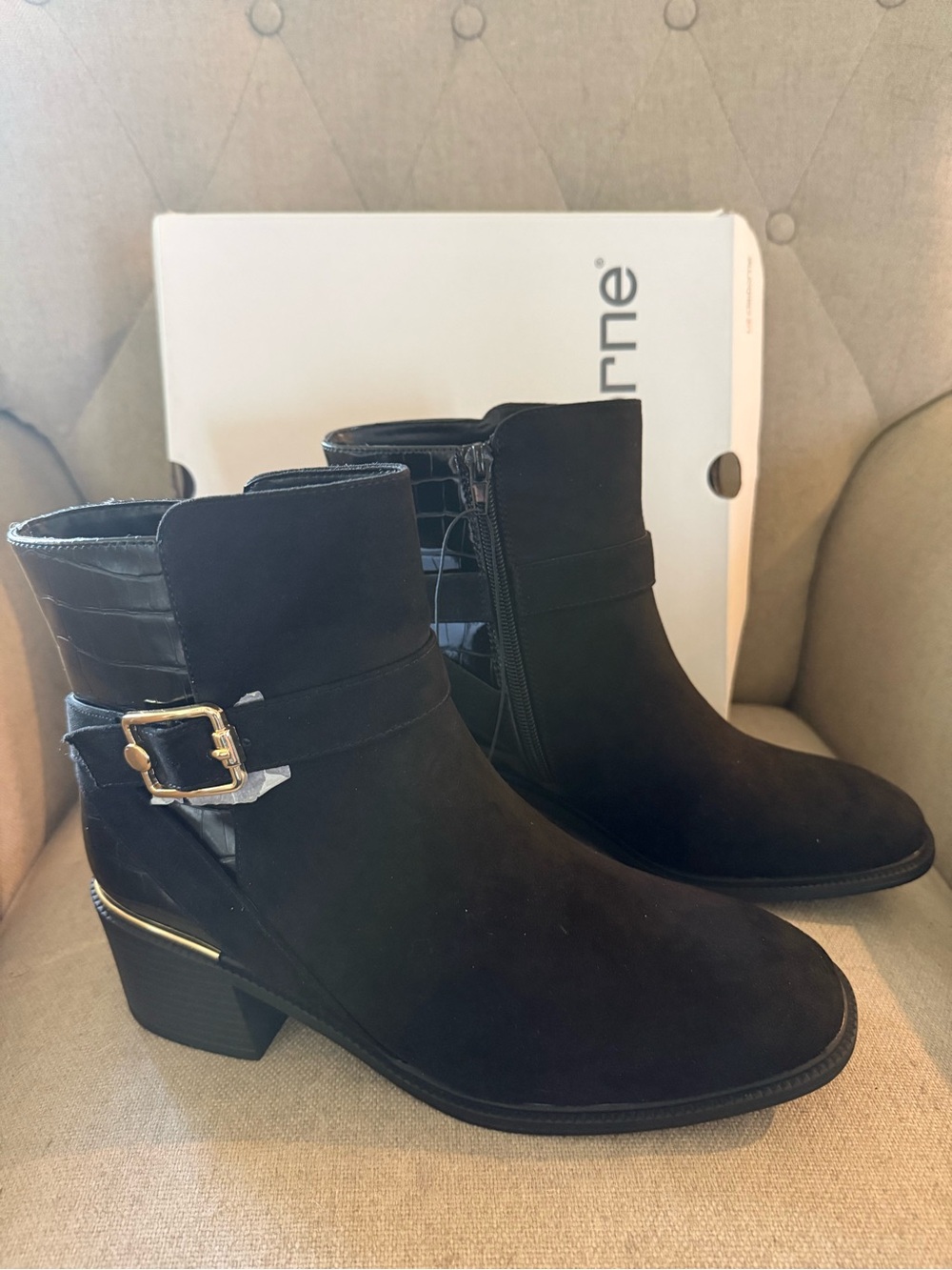 Liz Claiborne LC Emberly Black Suede Ankle Boots Women’s Size 8M New In Box